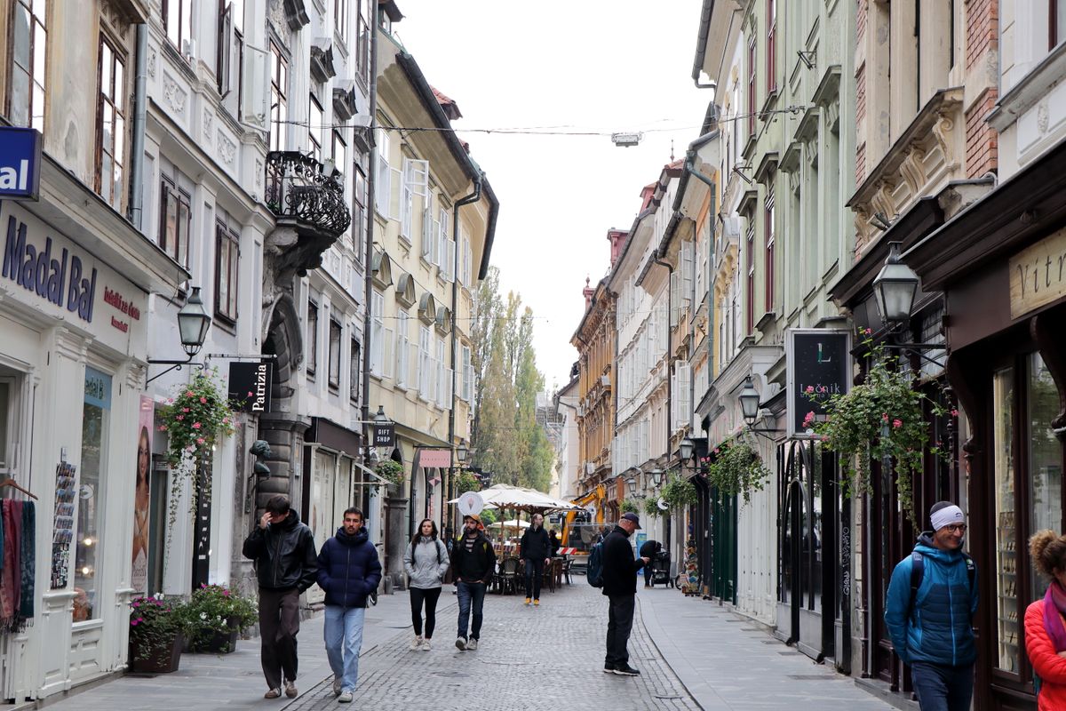 Ljubljana, lokacija brivnice OsterRez na Trubarjevi cesti 42